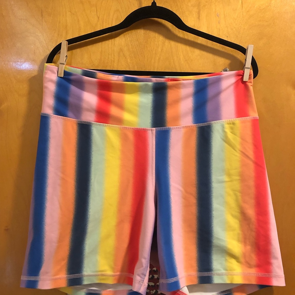 Old Navy Vibrant Striped Women's Bike Shorts